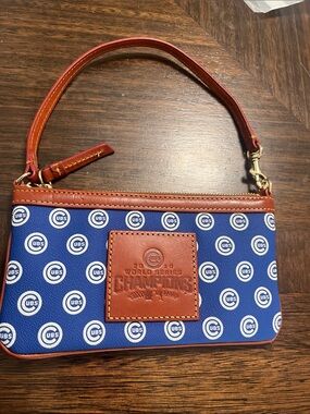 DOONEY & BOURKE Chicago Cubs World Series wristlet purse bag 2016